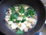 牛肉丸冻豆腐汤的做法