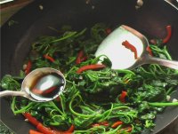 红椒炒苋菜的做法