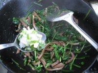 韭菜炒熏豆腐丝的做法