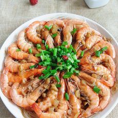 蒜蓉粉丝虾—夏日清蒸菜的做法