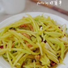 10分钟炒出一盘费时功夫菜：南瓜丝炒虾米的做法