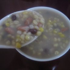 豆饭玉米碴子粥的做法