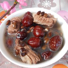 红枣黑豆排骨汤的做法