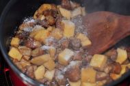 红烧肉杏鲍菇饭的做法