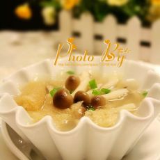竹荪蟹味菇汤的做法