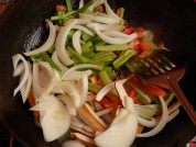 五花肉炒杂蔬的做法