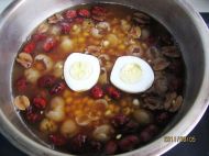 桂圆肉红枣炖鸡蛋的做法