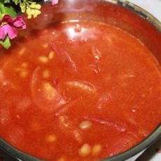 番茄煮黄豆的做法
