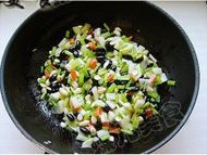 黑豆杏仁杂拌菜-有机黑豆食谱的做法