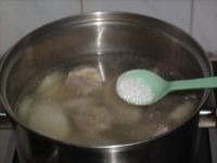 山药小排汤的做法