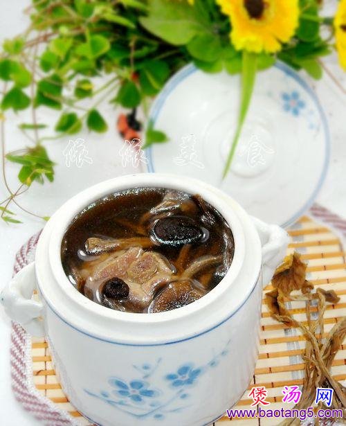 茶树菇排骨汤-的做法（滋润汤水菜谱）