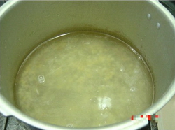 红豆薏米杂粮粥步骤2