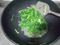 素炒菠菜的做法