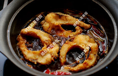 老上海熏鱼的制作方法---外酥里嫩，咸甜适口