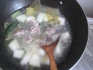 海带冬瓜排骨汤的做法