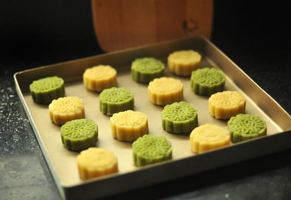 用绿豆怎么做成糕点，各种家常绿豆糕点的做法