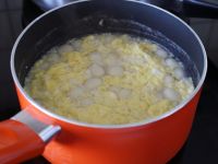 米酒鸡蛋酿元宵的制作方法