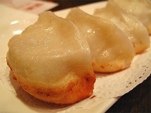 青岛特色小吃之三鲜锅贴的做法