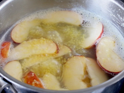 苹果小米粥做法步骤5