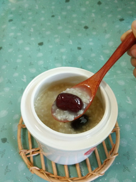 红枣香菇粥的做法