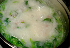 菠菜猪肝粥步骤6