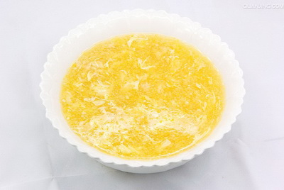 鸡蛋榨菜玉米粥
