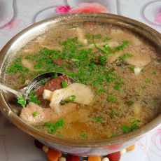 猪肝鸡血蘑菇汤的做法