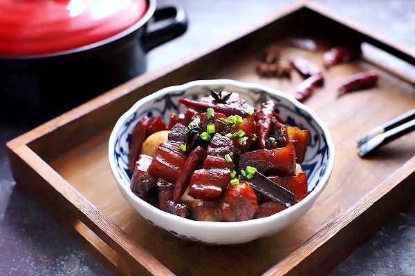 砂锅炖红烧肉的做法