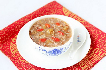 红米桂圆粥