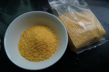 玉米碴子粥原料