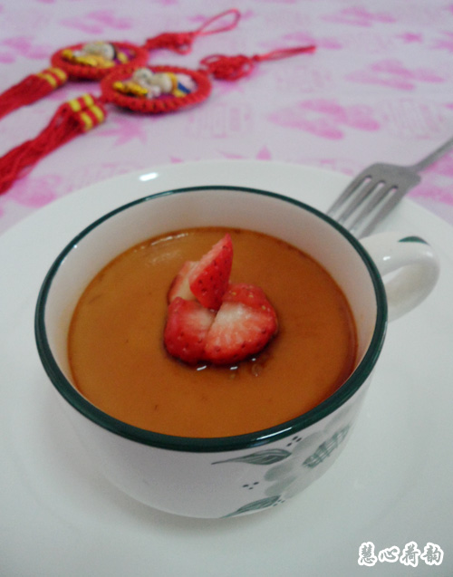 草莓焦糖蛋奶布丁的做法
