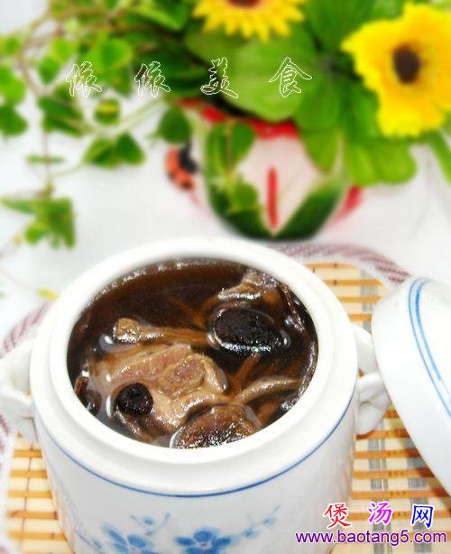 茶树菇排骨汤的做法
