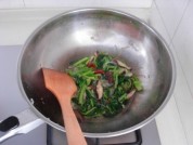 香菇菠菜炒粉丝的做法