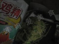 韭菜炒土豆丝的做法