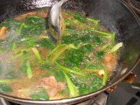 猪肝菠菜汤的做法