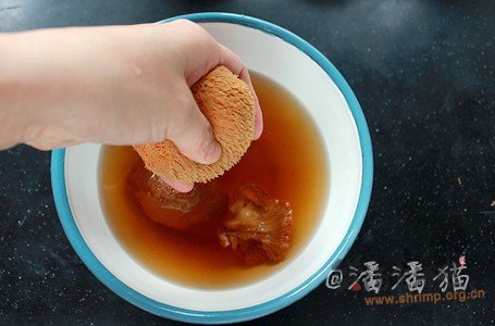 虫草花猴头菇咸肉汤的做法