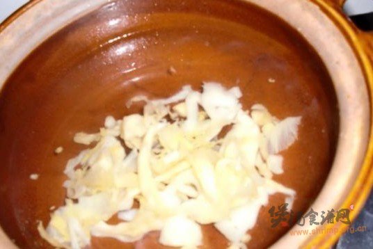 咸菜唐狮汤的做法