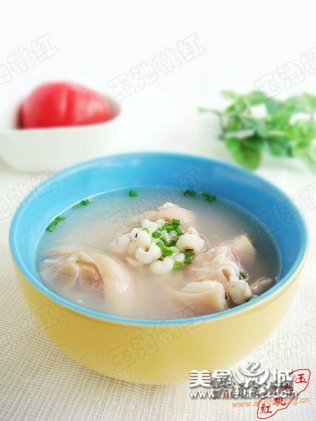 (图)薏米猪蹄汤的做法