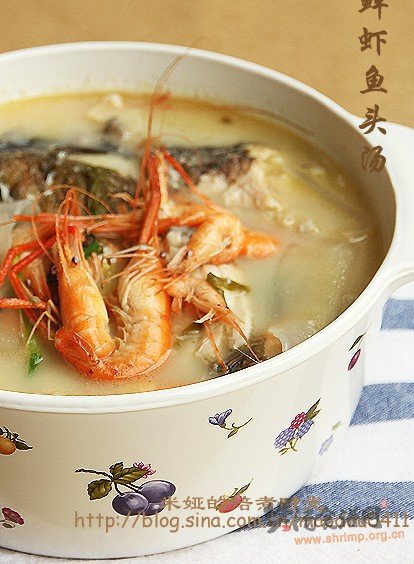 鲜虾鱼头汤的做法