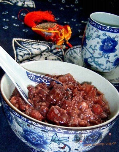 雪耳红豆紫米粥的做法