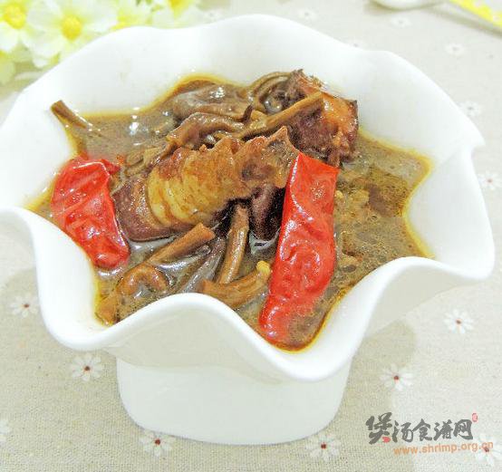茶树菇炖鸡汤的做法