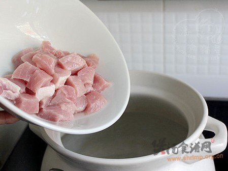 清补凉瘦肉汤的做法