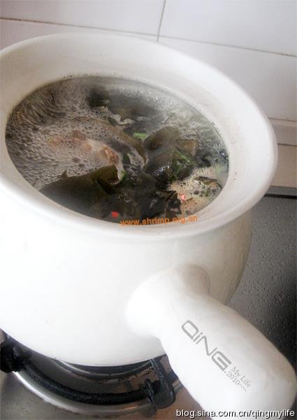 怎样煲排骨海带汤的做法