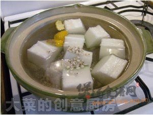 冬瓜薏仁瘦肉汤的做法