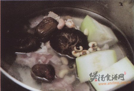 (图)节瓜排骨汤的做法