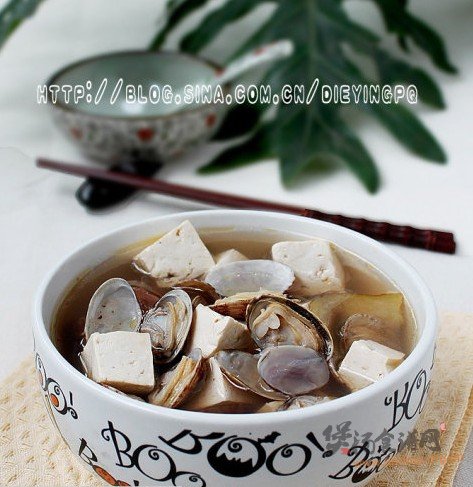 龙井蛤蜊豆腐汤的做法