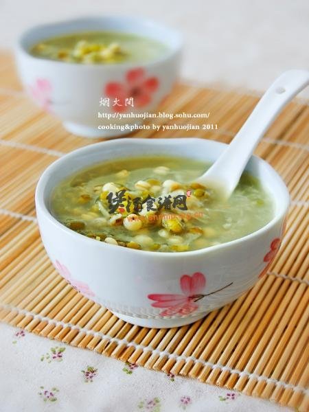 藕丝薏仁绿豆汤的做法