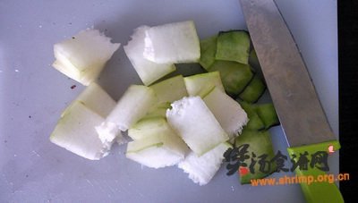 白汤虾皮冬瓜的做法