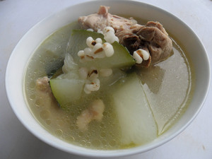 鸭腿冬瓜薏米汤的做法