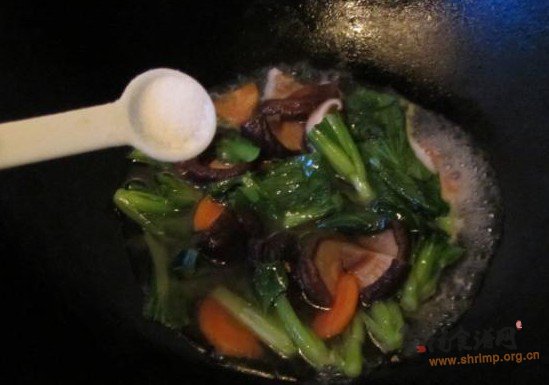 青菜香菇汤的做法